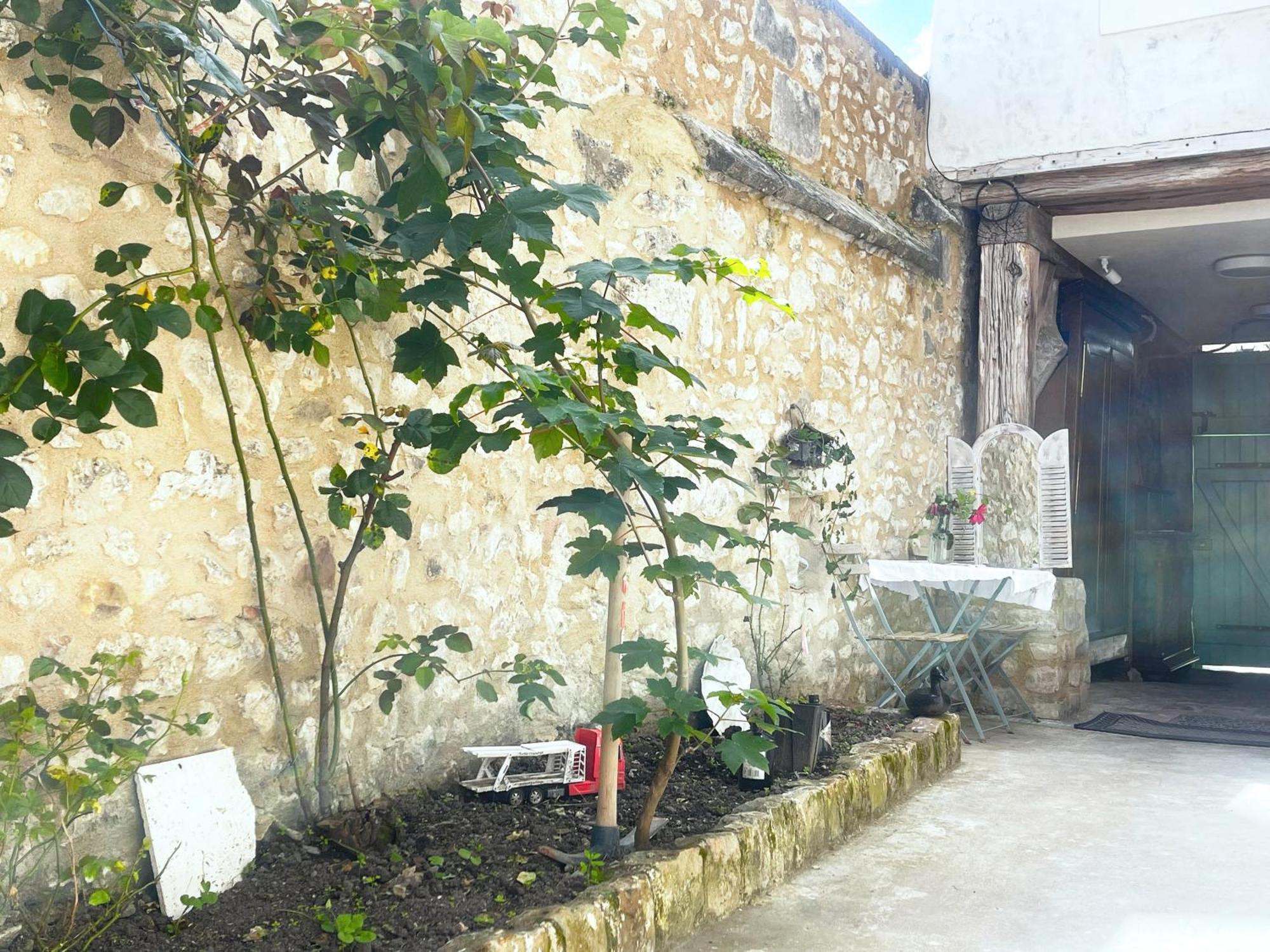 פרובן Place Sainte Marguerite מראה חיצוני תמונה